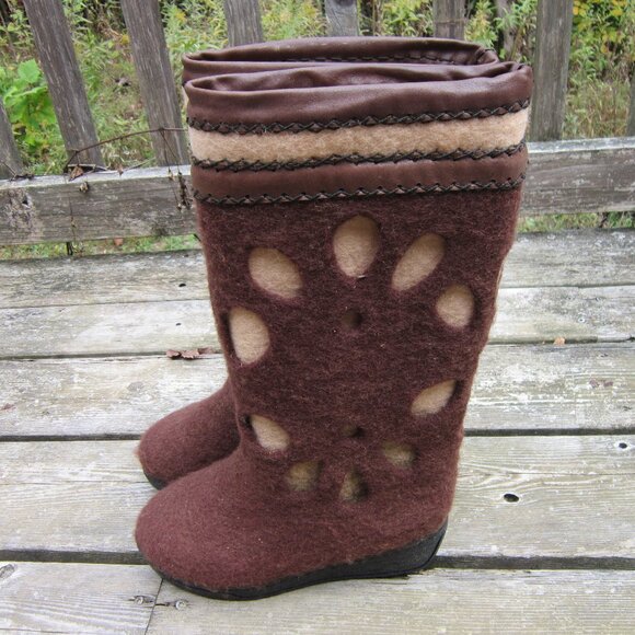 Handmade Wool Boots Women's Size 8 US Latex-Free Brown Warm Boots Flower Petals - Picture 8 of 16